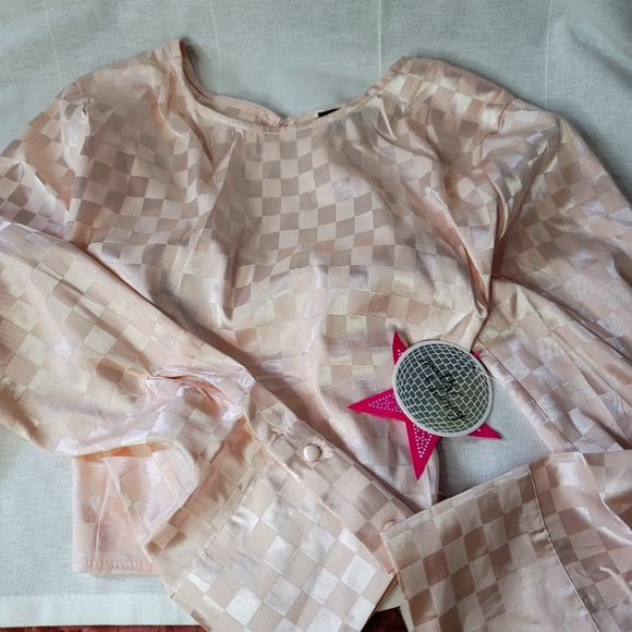 Long-sleeved blouse/ NEW with label/ Milk & Honey brand - Picture 3 of 7